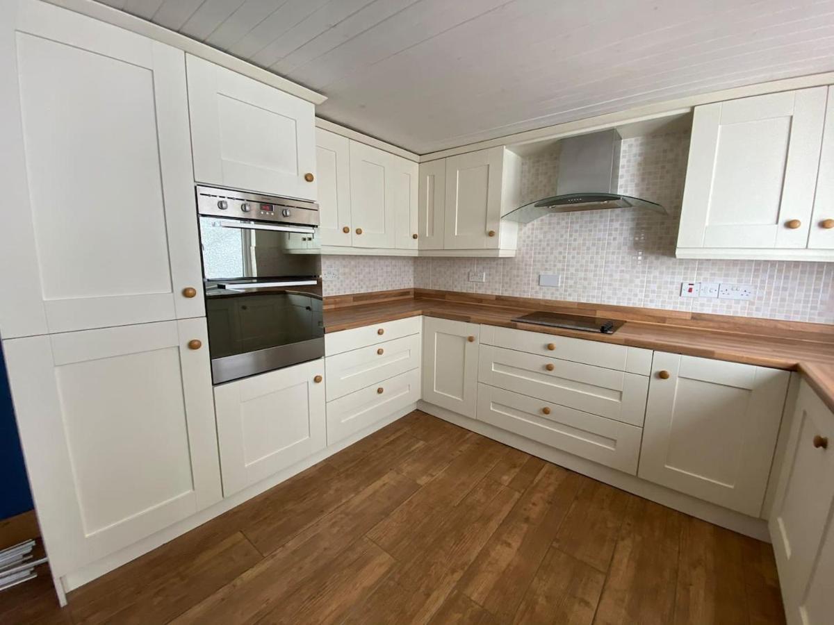 4 Bed Home Portrush Town Centre Zewnętrze zdjęcie