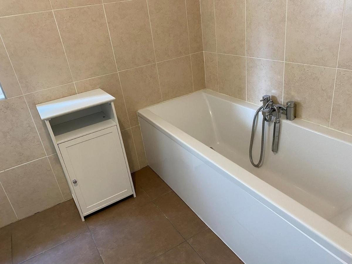 4 Bed Home Portrush Town Centre Zewnętrze zdjęcie